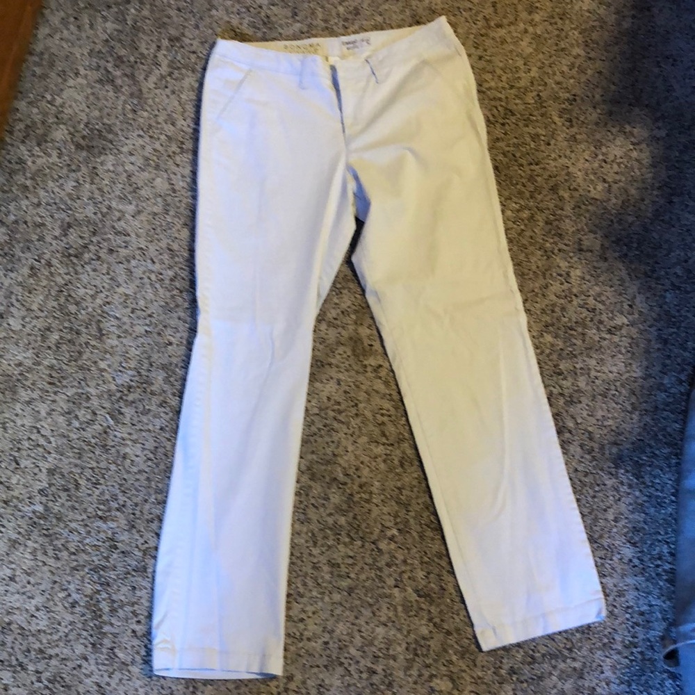 Sonoma lifestyle mid rise straight leg khaki